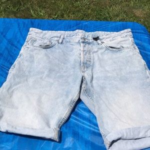 Men’s 34 slim fit denim from H&M